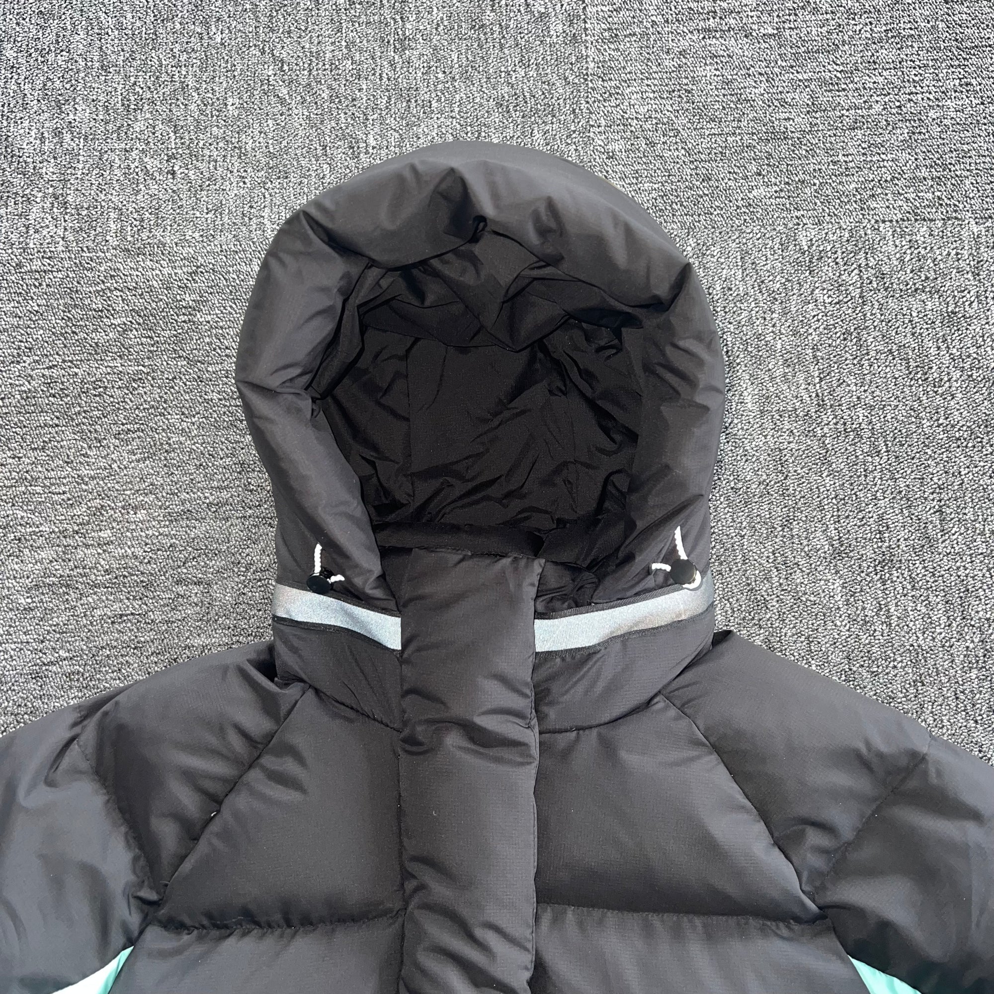 Jaqueta Puffer Syna World