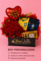KIT BOX EXCLUSIVA DIA DOS NAMORADOS COPA DO MUNDO - 2 CAMISAS SELEÇÃO, FLORES FRESCAS, BALÃO, CARTÃO, PELÚCIAS E CHOCOLATES