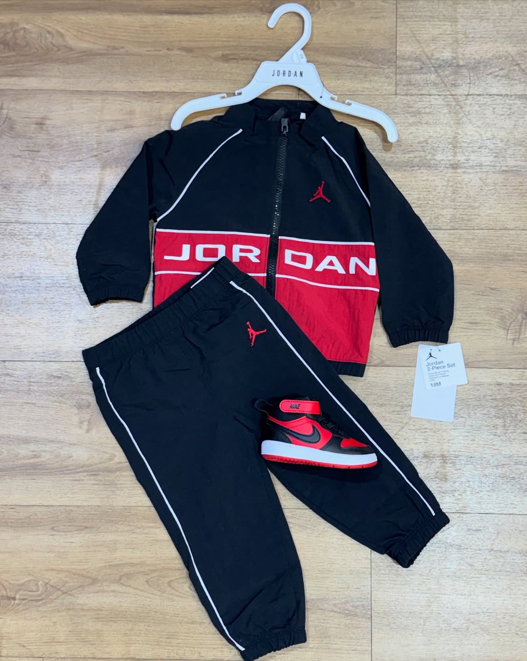 Conjunto Baby Jordan Com Borough