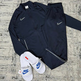 Conjunto NK Academy com Slide Victori One