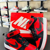 Tênis Nike Court Borough Mid