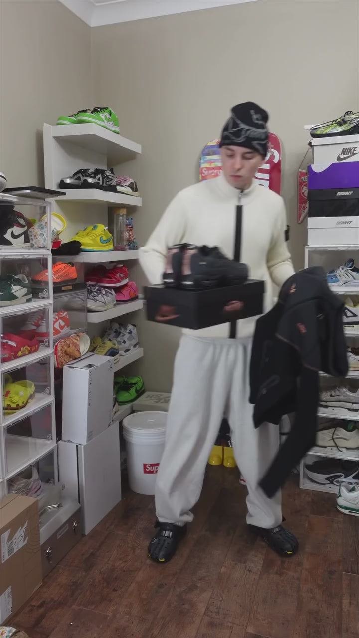 (PRÉ-VENDA) Combo Kit Completo Syna World x Nike com Conjunto e Sneaker